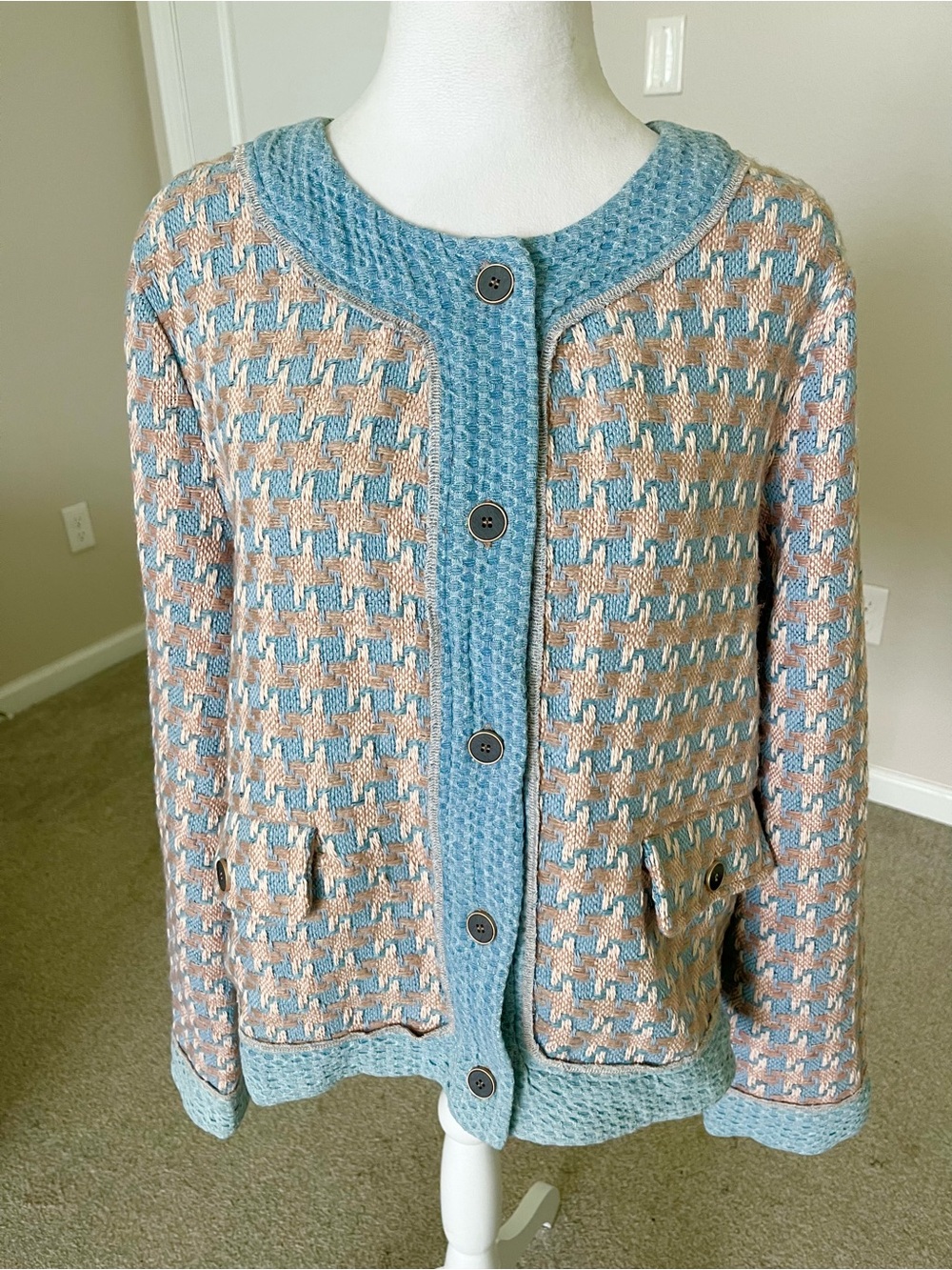 NWT Mystree Blue and Beige Textured Houndstooth Button-Front Cardigan Size Large
